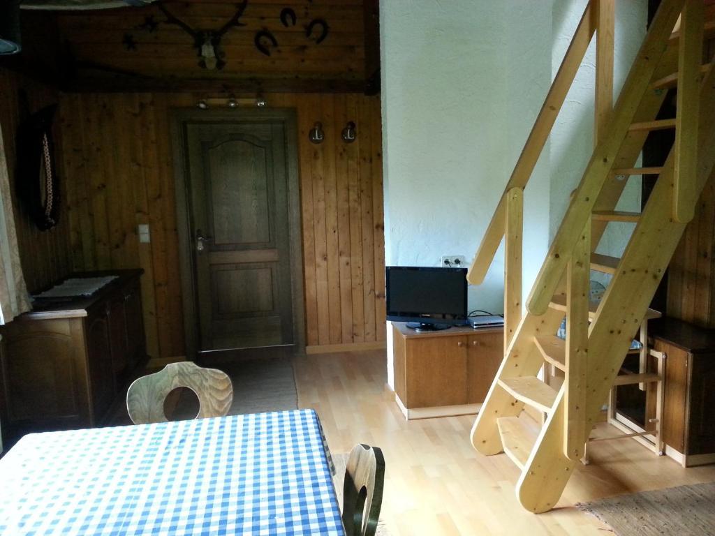 Fichtenblockhuette Sonnenalpe Nassfeld Rom bilde